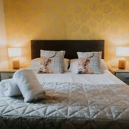 Crossroads House 4* Carlisle (Cumbria)