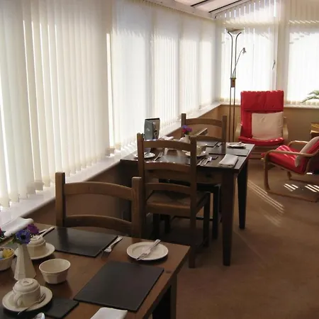 Crossroads House 4* Carlisle (Cumbria)