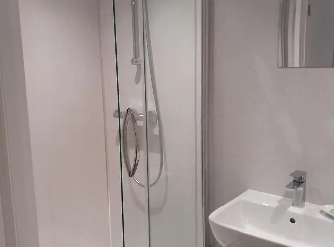 Guest house Crossroads House 4*