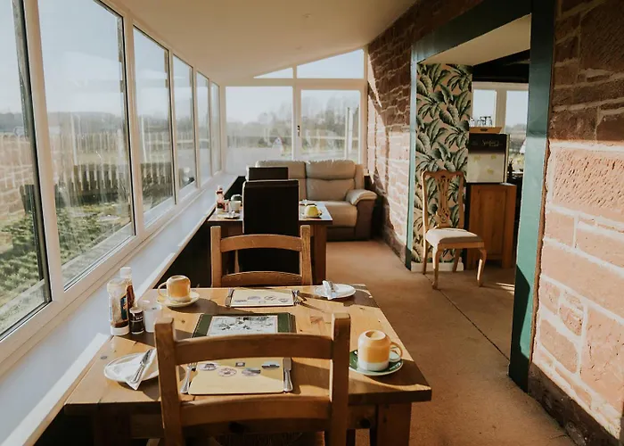 Crossroads House Carlisle (Cumbria)