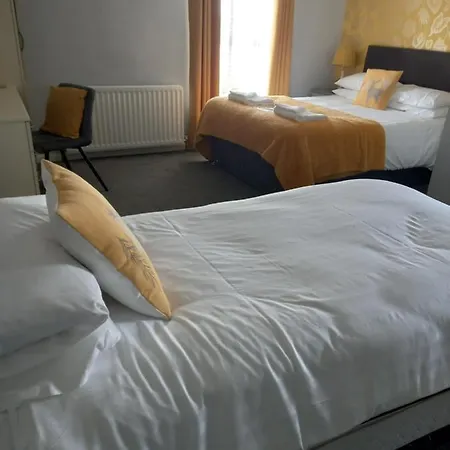 Crossroads House Pensjonat