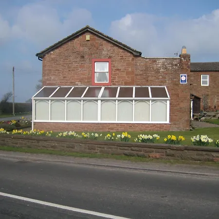 Guest house Crossroads House