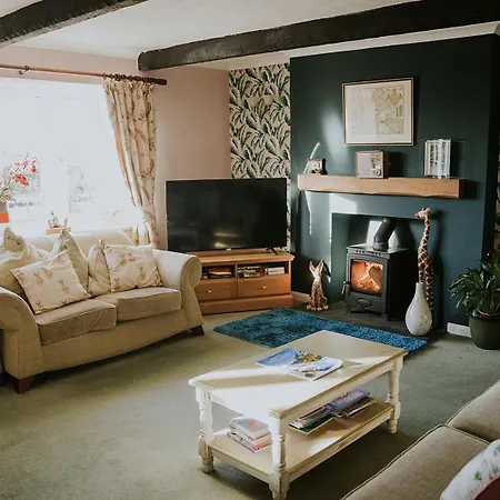 Crossroads House Carlisle (Cumbria)