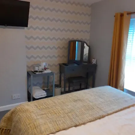 Crossroads House Guest house