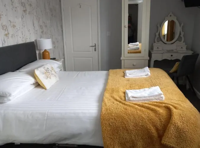 Crossroads House كارلايل